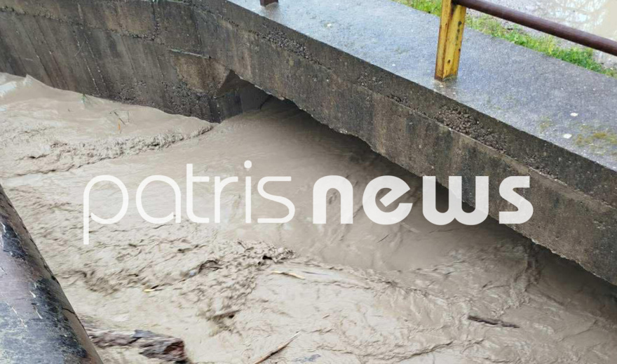 Έσπασε χείμαρρος στον Ξηρόκαμπο Μεσσηνίας, κλειστό τμήμα της εθνικής οδού Πύργου - Κυπαρισσίας - 112 για την Τριφυλία Μεσσηνίας