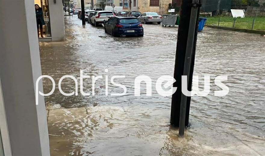 Ισχυρές καταιγίδες από το μεσημέρι στην Αττική, λασποβροχές και σκόνη σχεδόν σε όλη τη χώρα, δείτε live χάρτη με την κακοκαιρία