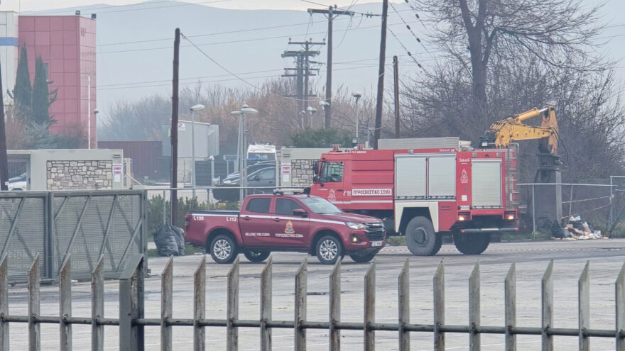 Τρίκαλα: Ξεκίνησαν εκ νέου οι έρευνες στο εργοστάσιο της «Βιολάντα», δείτε βίντεο