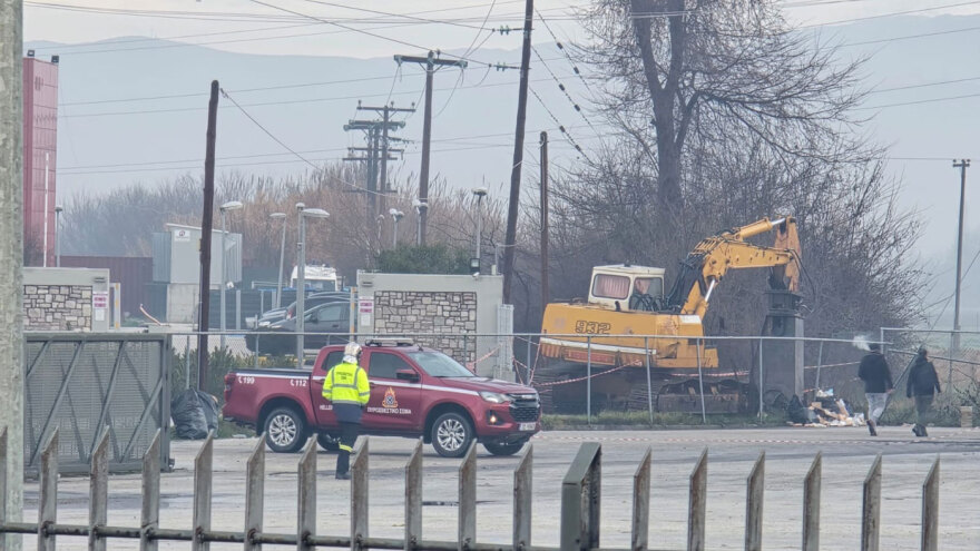 Τρίκαλα: Ξεκίνησαν εκ νέου οι έρευνες στο εργοστάσιο της «Βιολάντα», δείτε βίντεο