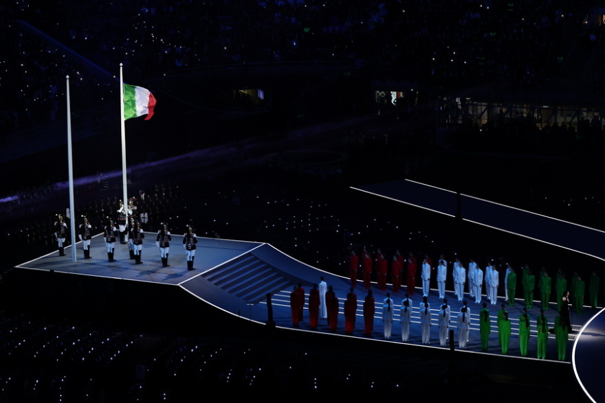 &Chi;&epsilon;&iota;&mu;&epsilon;&rho;&iota;&nu;&omicron;ί &Omicron;&lambda;&upsilon;&mu;&pi;&iota;&alpha;&kappa;&omicron;ί &Alpha;&gamma;ώ&nu;&epsilon;&sigmaf;: &Phi;ό&rho;&omicron;&sigmaf; &tau;&iota;&mu;ή&sigmaf; &sigma;&tau;&omicron;&nu; &Tau;&zeta;&iota;ό&rho;&tau;&zeta;&iota;&omicron; &Alpha;&rho;&mu;ά&nu;&iota;, &eta; &Mu;&alpha;&rho;ά&iota;&alpha; &Kappa;ά&rho;&epsilon;ϊ &xi;&epsilon;&sigma;ή&kappa;&omega;&sigma;&epsilon; &tau;&omicron; &Sigma;&alpha;&nu; &Sigma;ί&rho;&omicron;