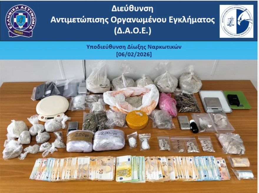 Έφοδοι της ΕΛΑΣ σε πέντε περιοχές της Αττικής για την εξάρθρωση κυκλώματος διακίνησης ναρκωτικών 