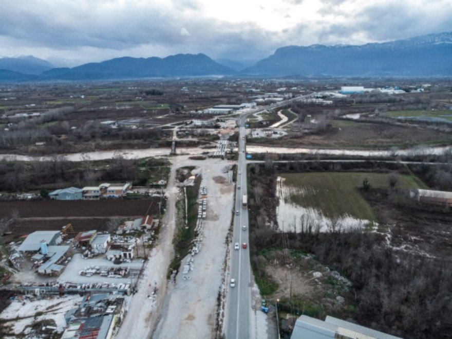 Δείτε εντυπωσιακές εικόνες από drone  με τη νέα γέφυρα Καραβόπορου στα Τρίκαλα
