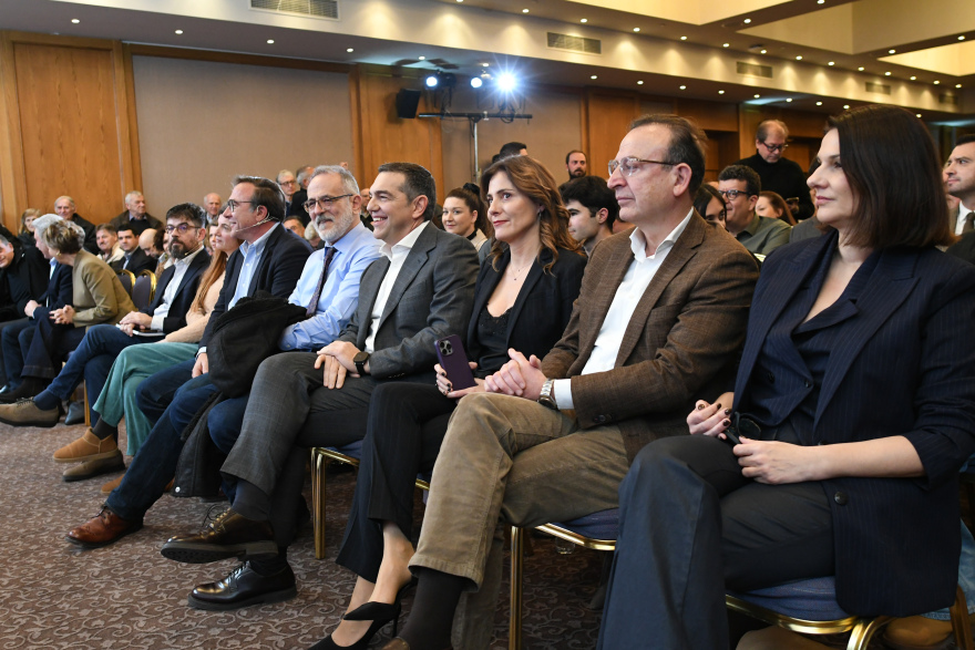 Τσίπρας: Στόχος μια κυβερνώσα αριστερή προοδευτική παράταξη - 7 ρήξεις για την περιφέρεια και «καρφί» για την Καρυστιανού 