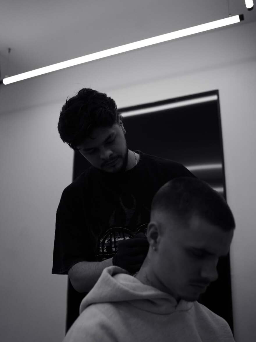 Ο Ρομέο Μπέκαμ έκανε τατουάζ για την οικογένειά του, ενώ ο Μπρούκλιν καλύπτει τα δικά του