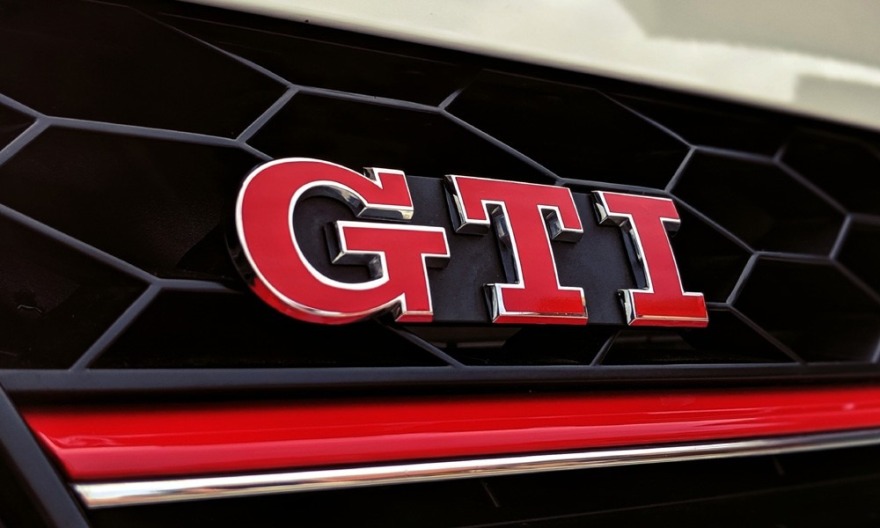 H VW εξελίσσει το ηλεκτρικό Polo GTI 