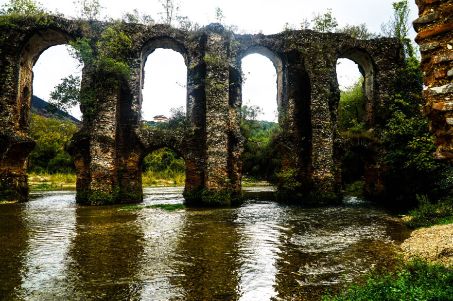 Το Ρωμαϊκό Υδραγωγείο της Νικόπολης: Ένα θαύμα μηχανικής στην Ήπειρο που στέκει επιβλητικό εδώ και δύο χιλιετίες