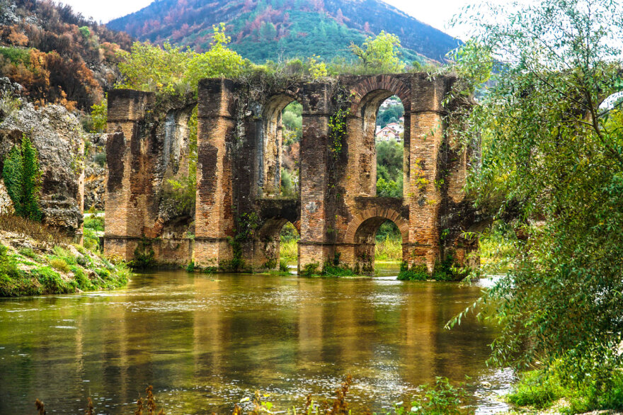 Το Ρωμαϊκό Υδραγωγείο της Νικόπολης: Ένα θαύμα μηχανικής στην Ήπειρο που στέκει επιβλητικό εδώ και δύο χιλιετίες