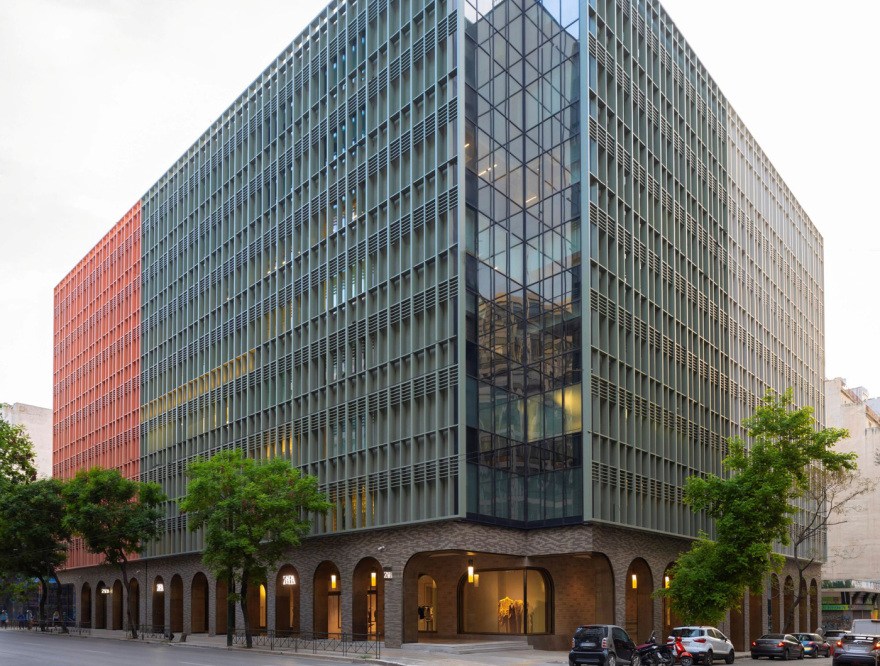 Η DIMAND φέρνει τις μέλισσες στην καρδιά της πόλης