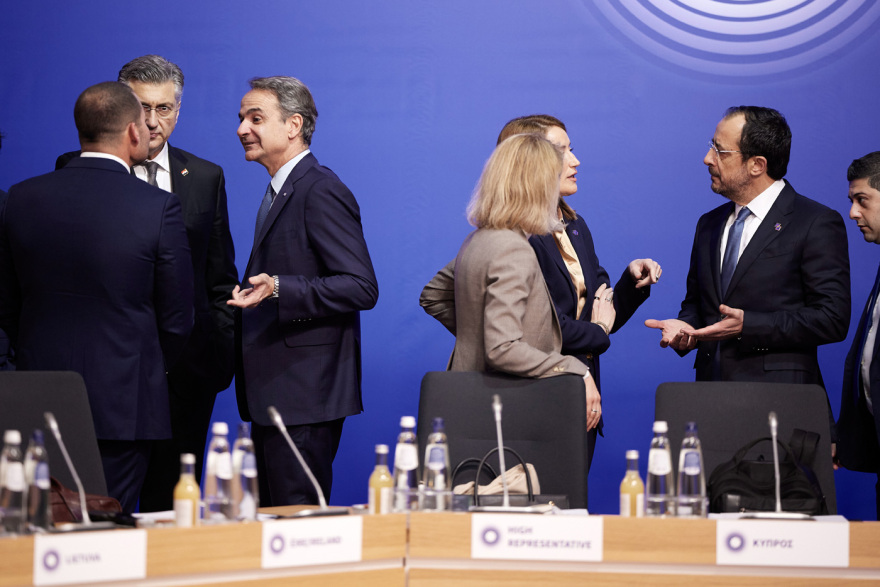 Μητσοτάκης από την άτυπη Σύνοδο Κορυφής: Να μειωθεί η ευρωπαϊκή γραφειοκρατία, χρειαζόμαστε μεγαλύτερη ενοποίηση στην ευρωπαϊκή αγορά ενέργειας