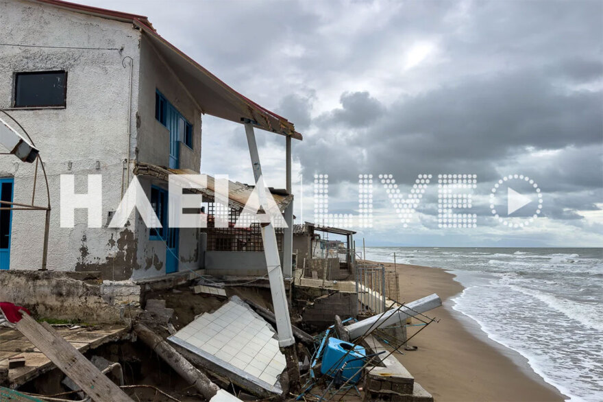 Σάρωσε Ηλεία και Αχαΐα η κακοκαιρία - Ανεμοστρόβιλος σήκωσε στέγαστρα, έσπασε τζαμαρίες, δρόμοι πλημμύρισαν
