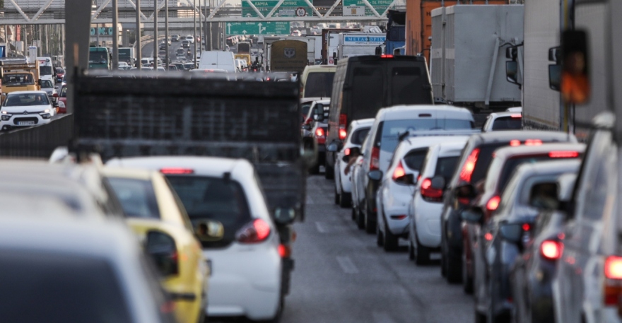 Κυκλοφοριακό: Αυτές είναι οι τέσσερις fast track παρεμβάσεις για να μαζευτεί το χάος στον Κηφισό

