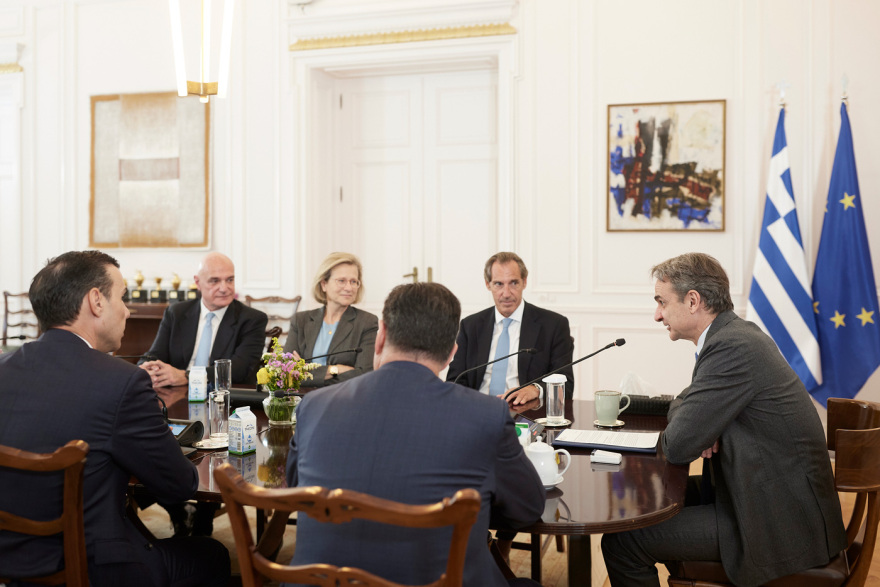 Μητσοτάκης για τη δωρεά από το Ίδρυμα Παύλου και Αλεξάνδρας Κανελλοπούλου: Σημαντική παρέμβαση εκατομμυρίων στο ΚΑΤ με τα 16.000 χειρουργεία τον χρόνο