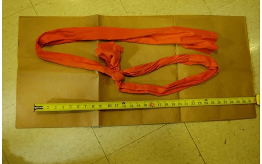 &Nu;έ&alpha; &epsilon;&rho;&omega;&tau;ή&mu;&alpha;&tau;&alpha; &gamma;&iota;&alpha; &tau;&omicron;&nu; &theta;ά&nu;&alpha;&tau;&omicron; &tau;&omicron;&upsilon; &Epsilon;&pi;&sigma;&tau;ά&iota;&nu;: &Iota;&alpha;&tau;&rho;&omicron;&delta;&iota;&kappa;&alpha;&sigma;&tau;ή&sigmaf; &mu;&iota;&lambda;ά &gamma;&iota;&alpha; &laquo;&pi;&iota;&theta;&alpha;&nu;ό &sigma;&tau;&rho;&alpha;&gamma;&gamma;&alpha;&lambda;&iota;&sigma;&mu;ό&raquo; &kappa;&alpha;&iota; &zeta;&eta;&tau;ά &epsilon;&pi;&alpha;&nu;&epsilon;&xi;έ&tau;&alpha;&sigma;&eta;