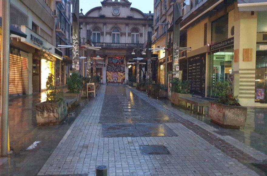 Θεσσαλονίκη: 15,5 τόνους περισσότερα σκουπίδια άφησε πίσω της η Τσικνοπέμπτη 17 Απίστευτες εικόνες στη Θεσσαλονίκη, γέμισαν σκουπίδια οι δρόμοι μετά την Τσικνοπέμπτη: Μάζεψαν 15,5 τόνους περισσότερα απορρίμματα