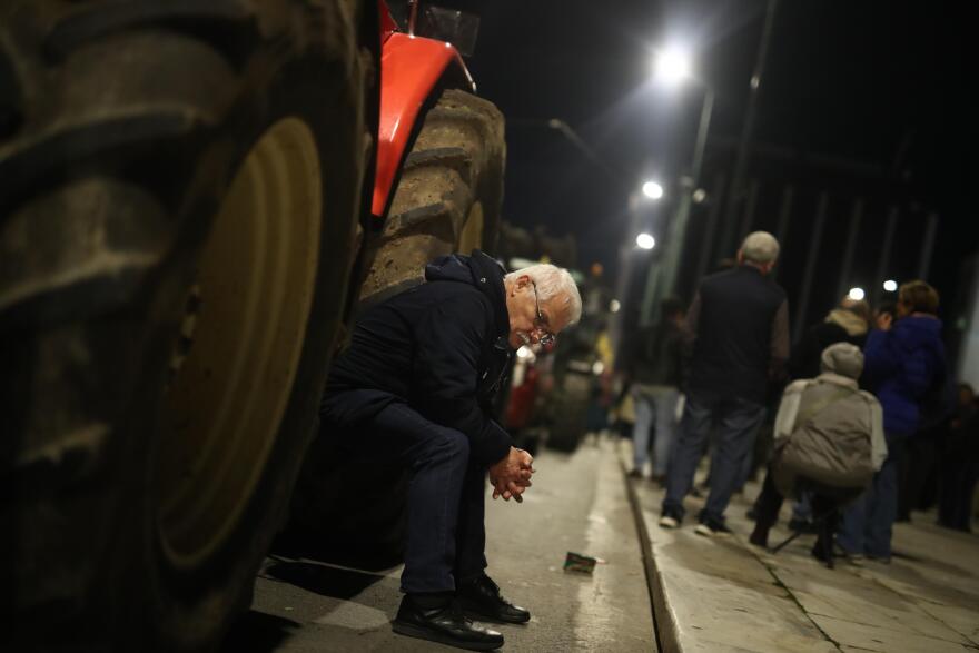 suntagma-agrotes-mesa__5_