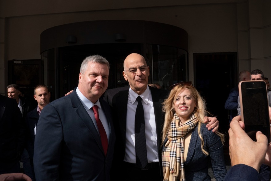 Στο Πανελλήνιο Συνέδριο της ΠΟΜΕΝΣ ο Δένδιας, παρά τις διαφωνίες για το πολυνομοσχέδιο του Άμυνας