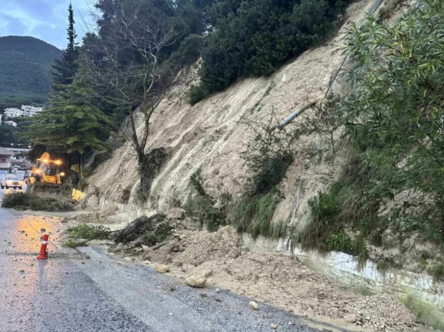 Εκτεταμένα προβλήματα από την κακοκαιρία σε Ήπειρο και Δυτική Ελλάδα