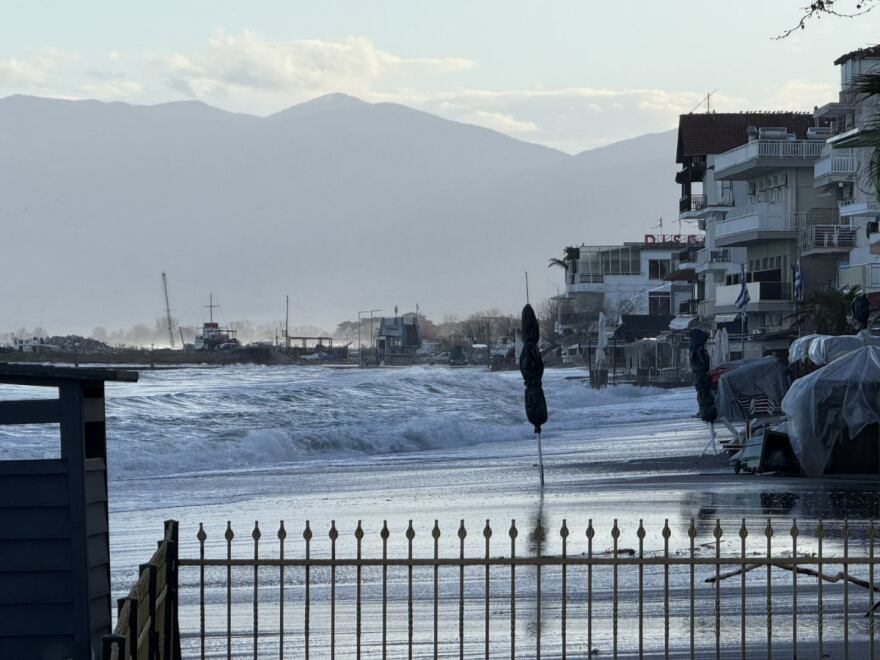 Κατερίνη: Αίτημα του δήμου να κηρυχθεί σε κατάσταση έκτακτης ανάγκης μετά τη θαλάσσια υπερχείλιση
