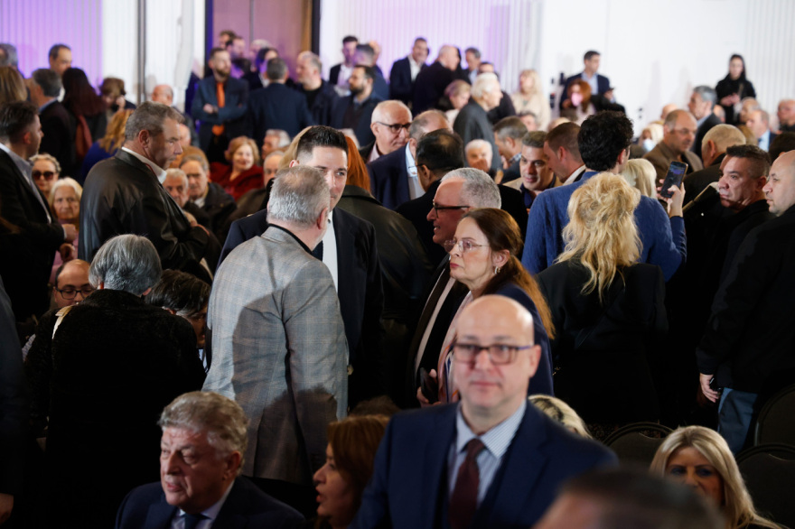 Μητσοτάκης: Οι εκλογές του 2027 θα καθορίσουν την πορεία της Ελλάδος - Οι αιχμές κατά Σαμαρά και Τσίπρα