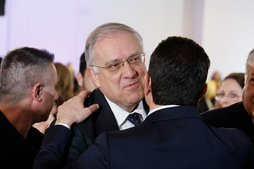 Μητσοτάκης: Οι εκλογές του 2027 θα καθορίσουν την πορεία της Ελλάδος - Οι αιχμές κατά Σαμαρά και Τσίπρα