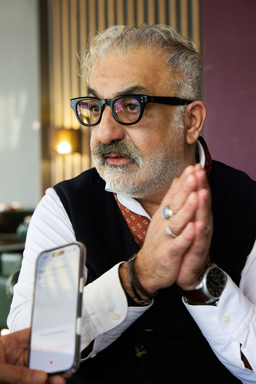 Σταύρος Κωνσταντινίδης στον Δανίκα: Έχουμε αναλογικά ίδιο αριθμό αυτοκινήτων με τους Γερμανούς, μόλις φρακάρουν όλα στην Αθήνα θα ξυπνήσουμε