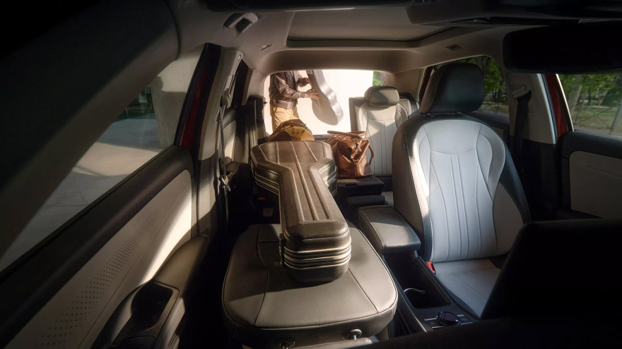 Νέα άφιξη: Το νέο T-Roc είναι έπος!
Το νέο SUV που προσφέρει κορυφαία τεχνολογία, μηχανολογική και οδηγική απόλαυση