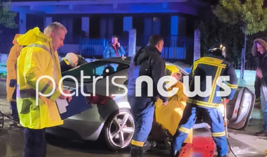 Σε κρίσιμη κατάσταση νοσηλεύονται δύο τραυματίες μετά από σοβαρό τροχαίο στο Κατάκολο, φωτογραφίες