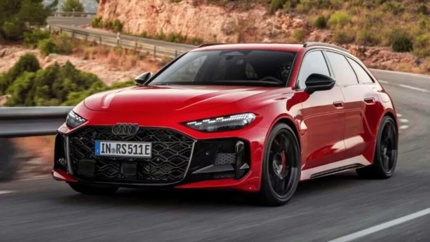 Υβριδικό το νέο Audi RS5