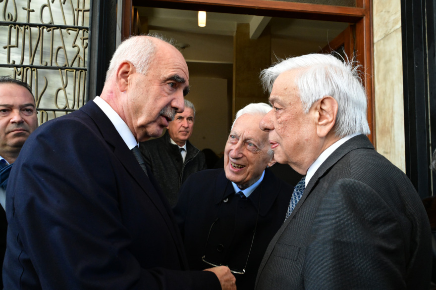 Άννα Ψαρούδα-Μπενάκη: Συγκίνηση και χειροκροτήματα στο τελευταίο αντίο, δείτε βίντεο και φωτογραφίες
