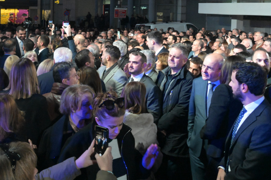  Εγκαίνια με πολύ κόσμο για το πολιτικό γραφείο του Παύλου Μαρινάκη στο Ψυχικό: Δείτε βίντεο και φωτογραφίες