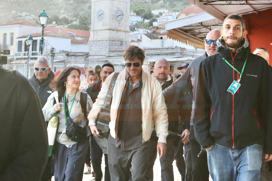 &Chi;&alpha;&lambda;&alpha;&rho;ό&sigmaf; &kappa;&alpha;&iota; &chi;&alpha;&mu;&omicron;&gamma;&epsilon;&lambda;&alpha;&sigma;&tau;ό&sigmaf; &omicron; &Mu;&pi;&rho;ά&nu;&tau; &Pi;&iota;&tau; &sigma;&tau;&eta;&nu; Ύ&delta;&rho;&alpha; &gamma;&iota;&alpha; &tau;&eta; &nu;έ&alpha; &tau;&omicron;&upsilon; &tau;&alpha;&iota;&nu;ί&alpha;, &delta;&epsilon;ί&tau;&epsilon; &beta;ί&nu;&tau;&epsilon;&omicron; &kappa;&alpha;&iota; &phi;&omega;&tau;&omicron;&gamma;&rho;&alpha;&phi;ί&epsilon;&sigmaf;