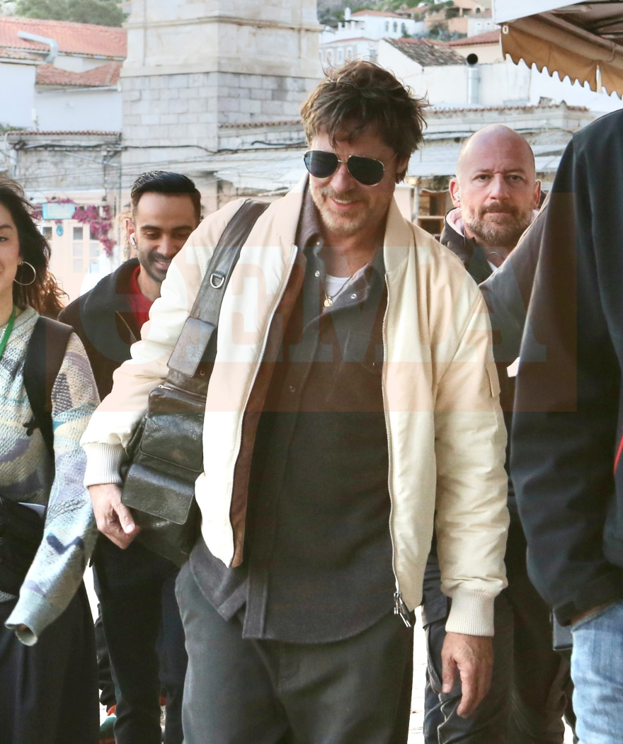 Τα χαμόγελα, το «hello guys» του Μπραντ Πιτ και ο περίπατος στην Ύδρα: Εικόνες και βίντεο από τα γυρίσματα της χολιγουντιανής παραγωγής