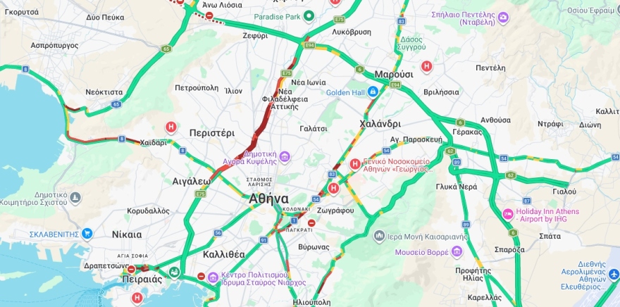 Κίνηση στους δρόμους: Απροσπέλαστος ο Κηφισός, καθυστερήσεις στην Αττική Οδό, πού αλλού υπάρχουν προβλήματα