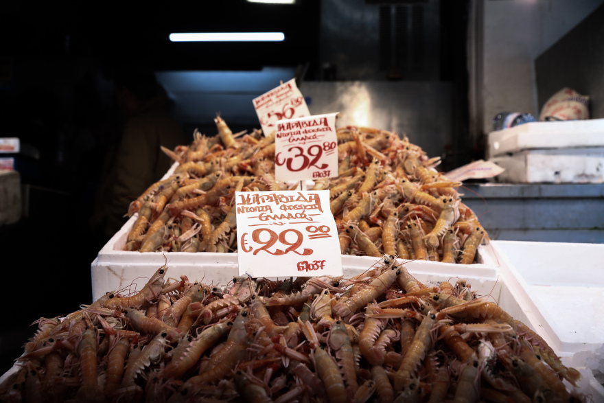 Ακριβότερο φέτος το τραπέζι της Καθαράς Δευτέρας, αυξήσεις έως 30%