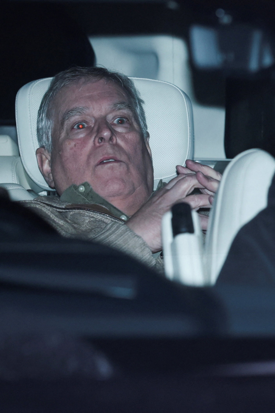 Σεισμός στο Μπάκινγχαμ: Προειδοποιούσαν τον Κάρολο από το 2019 για τις «μυστικές συμφωνίες» του πρίγκιπα Άντριου