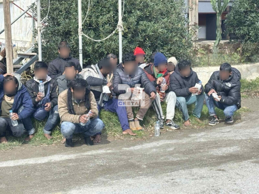 Τέσσερις οι νεκροί από το ναυάγιο στους Καλούς Λιμένες, 26 οι αγνοούμενοι