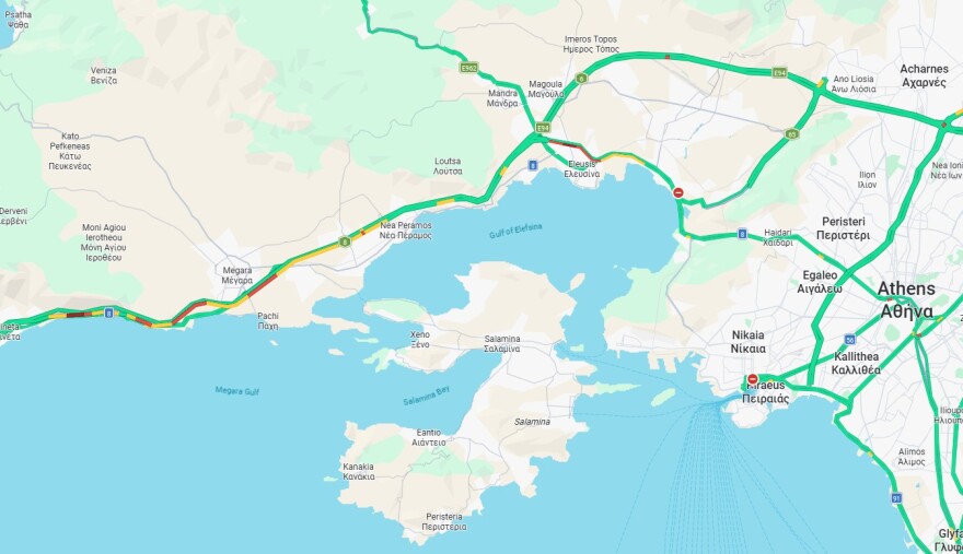 Με χαμηλές ταχύτητες η επιστροφή των εκδρομέων: Καθυστερήσεις από Μέγαρα μέχρι Νέα Πέραμο και από Καπανδρίτι μέχρι Κρυονέρι