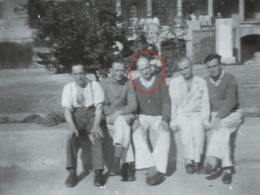  Oι φωτογραφίες ενός εθνικού τραύματος: Αυτός είναι ο λοχίας των ναζί που φωτογράφισε τις εκτελέσεις στην Καισαριανή