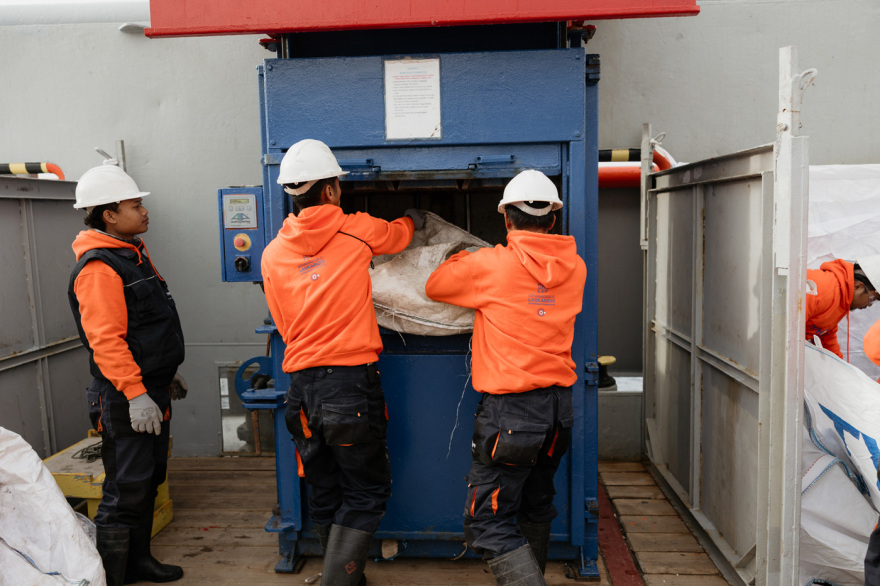 Μαγικές υποθαλάσσιες εικόνες από το νέο ερευνητικό πρόγραμμα «Saronicos Project» του Ιδρύματος Αθανάσιος Κ. Λασκαρίδης