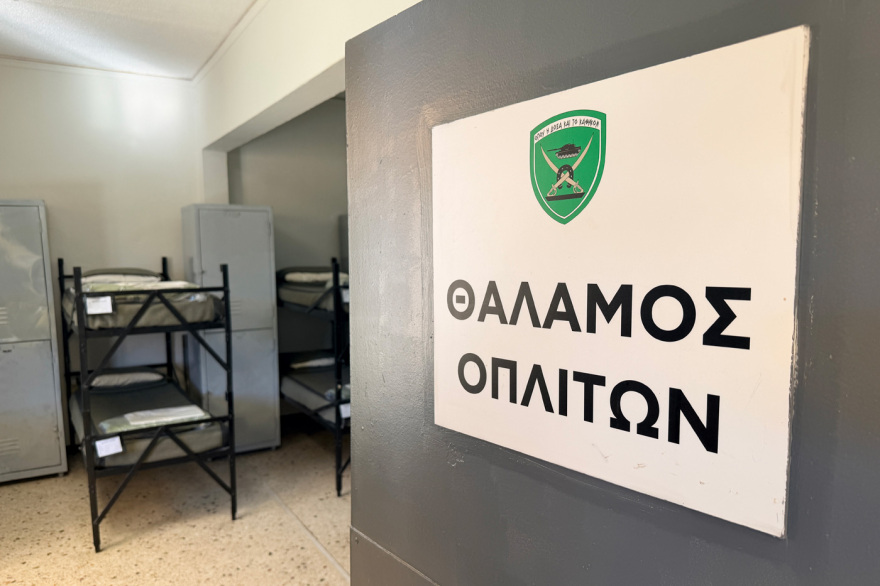 Πρεμιέρα για την νέα στρατιωτική θητεία: Δείτε φωτογραφίες και βίντεο από την κατάταξη της πρώτης ΕΣΣΟ της νέας εποχής