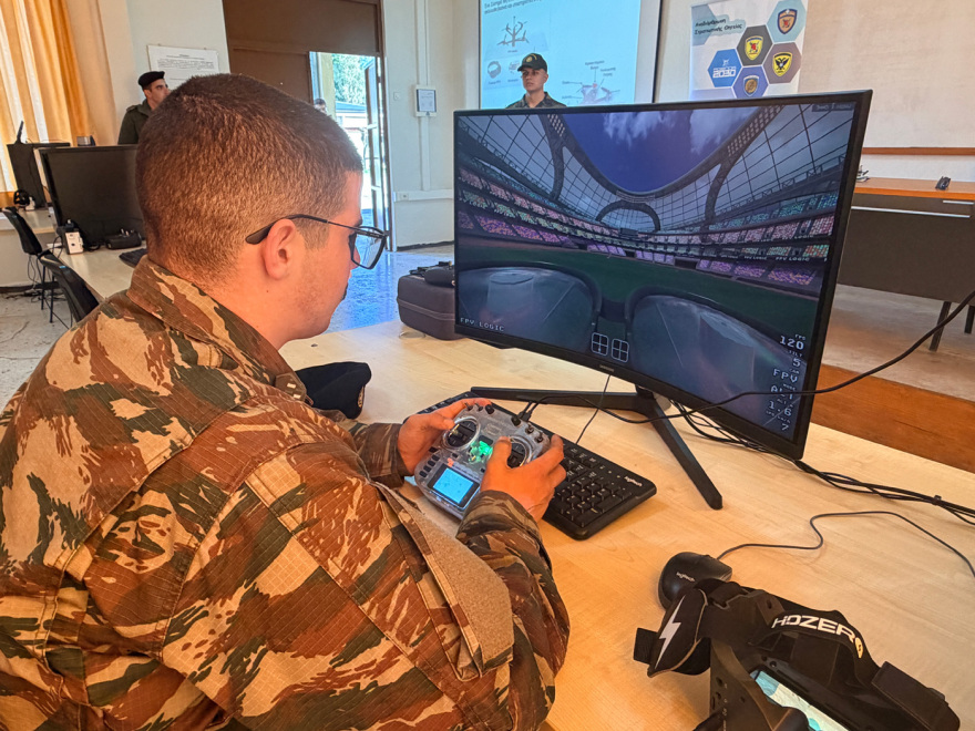 Πρεμιέρα για την νέα στρατιωτική θητεία: Δείτε φωτογραφίες και βίντεο από την κατάταξη της πρώτης ΕΣΣΟ της νέας εποχής