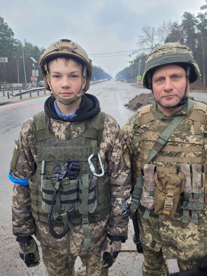 Εδώ δεν πιάνουν οι ευχές: Τέσσερα χρόνια πολέμου στην Ουκρανία, το αιματοκύλισμα που άλλαξε τον κόσμο συνεχίζεται και η ειρήνη ξεμακραίνει