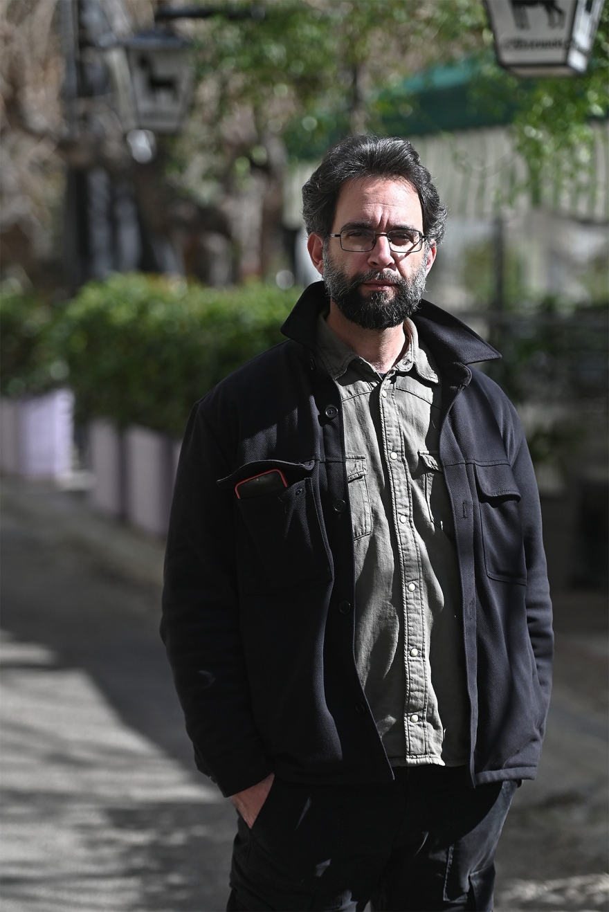 Ιάσονας Χανδρινός στον Δανίκα: «Η γερμανική προπαγάνδα τα βάφτιζε όλα κομμουνισμό για να προκαλέσει τον Εμφύλιο»