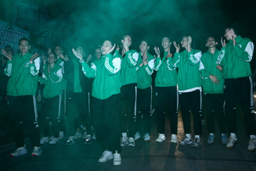 Αποθέωση για τα κορίτσια του Παναθηναϊκού που προκρίθηκαν στους τελικούς του Challenge Cup του βόλεϊ, βίντεο και φωτογραφίες