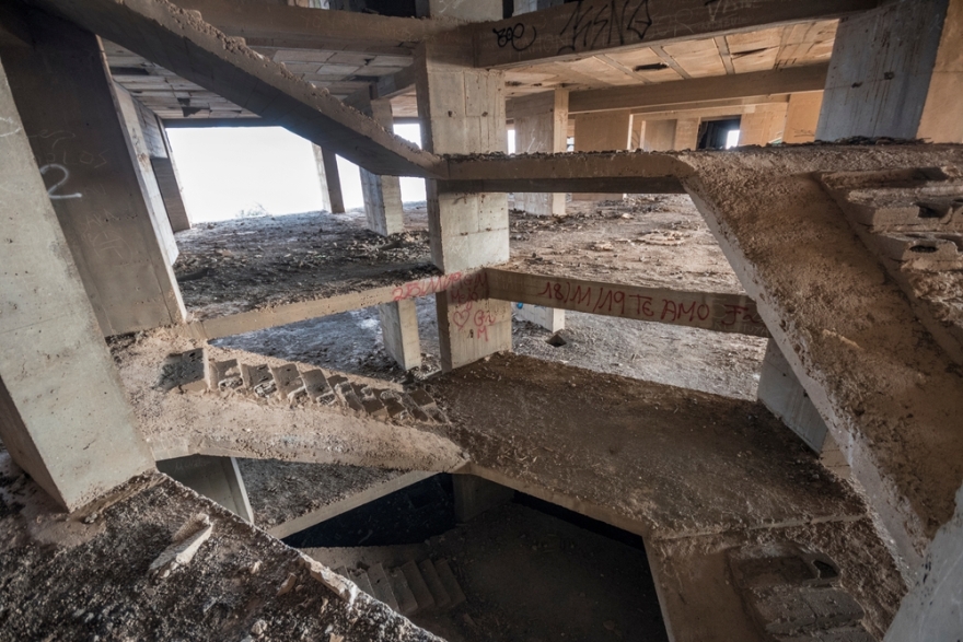 Προς κατεδάφιση το Ξενοδοχείο Φάντασμα στην Τενερίφη μετά από 50 χρόνια εγκατάλειψης - Η τρομακτική του ιστορία