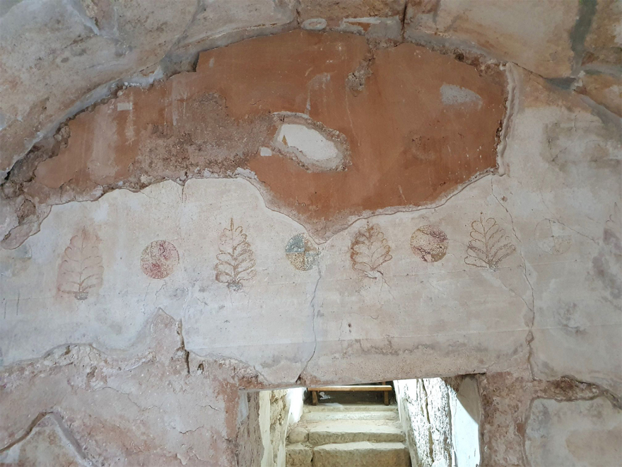 Ελληνιστικό ταφικό μνημείο σε πιλοτή πολυκατοικίας στην καρδιά της Δράμας