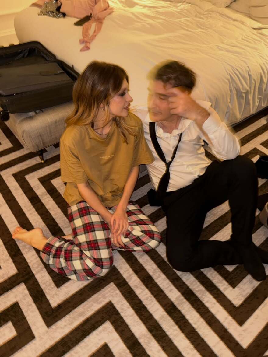 Χριστόφορος Παπακαλιάτης – Κλέλια Ανδριολάτου: Στιγμιότυπα μετά το λαμπερό πάρτι των BAFTA Χριστόφορος Παπακαλιάτης: Οι φωτογραφίες με την Κλέλια Ανδριολάτου μετά το πάρτι για τα BAFTA