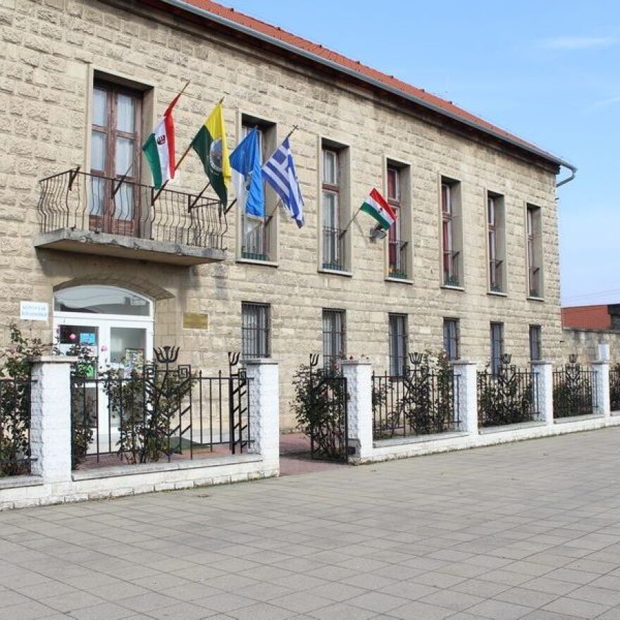 Το ελληνικό χωριό-σύμβολο στην καρδιά της Ουγγαρίας που χτίστηκε από πρόσφυγες του Εμφυλίου