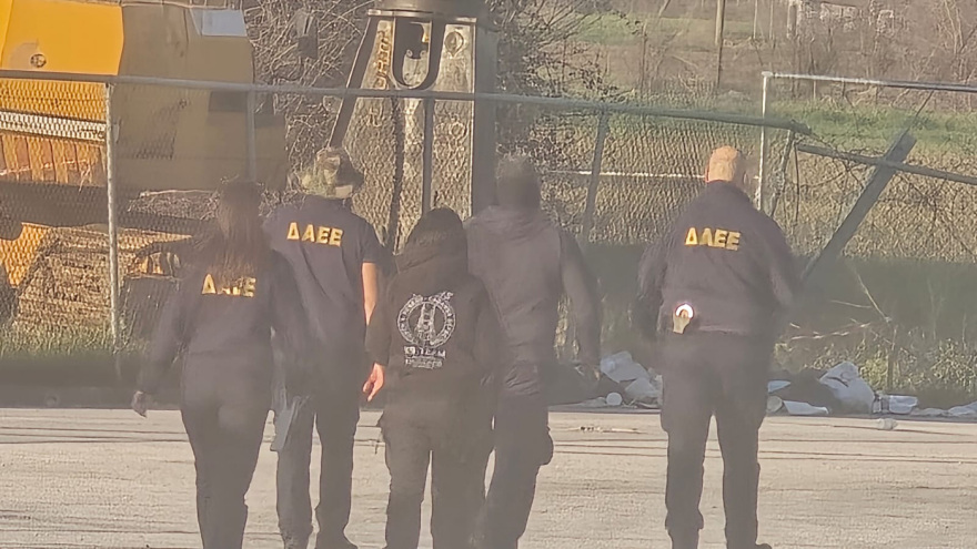 Έρευνες στο εργοστάσιο της Βιολάντα για βιολογικό υλικό των θυμάτων, δείτε βίντεο και φωτογραφίες